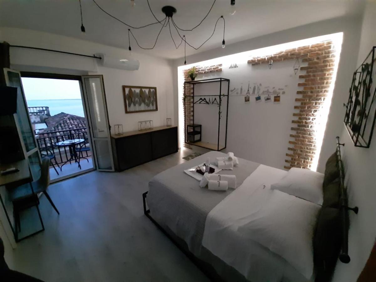 Bed and Breakfast Dame Crotone Zewnętrze zdjęcie